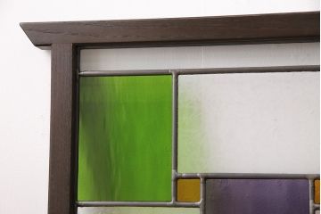 大正ロマンな衝立を新規製作!当店商品を参考にデザイン。結霜ガラス、黄色・緑・紫の色ガラスを組み入れ。(つい立て、パーテーション)