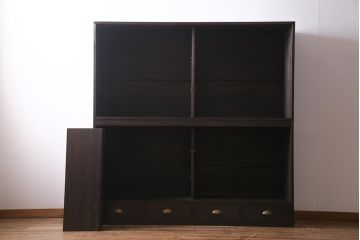 重ね戸棚を新規製作!当店商品を参考にデザイン。建具にクリアガラス、花菱模様ガラスを組み入れ。(収納棚、食器棚、キャビネット)