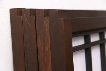 組子障子戸4枚を新規製作!当店商品を参考にデザイン。引き手を取り付け。濃い茶色で着色し仕上げ。(引き戸、建具)