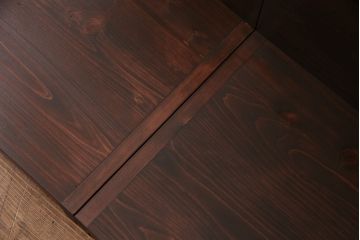 飾り棚を新規製作!背面穴開け加工。同時購入品の色味に合わせて着色し仕上げ。(ディスプレイ)