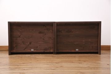 飾り棚を新規製作!背面穴開け加工。同時購入品の色味に合わせて着色し仕上げ。(ディスプレイ)