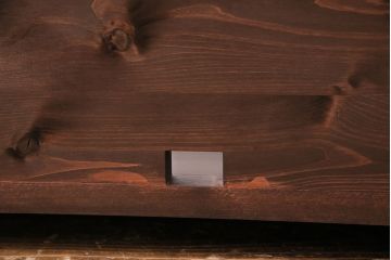 飾り棚を新規製作!背面穴開け加工。同時購入品の色味に合わせて着色し仕上げ。(ディスプレイ)