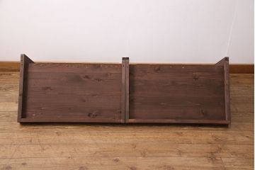 飾り棚を新規製作!背面穴開け加工。同時購入品の色味に合わせて着色し仕上げ。(ディスプレイ)