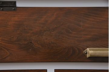 パタパタ扉の収納棚を新規製作!本体はヒノキ無垢材にくすんだ水色のペイント。前板は古材に茶色で着色し仕上げ。(キャビネット、下駄箱、ロッカー)