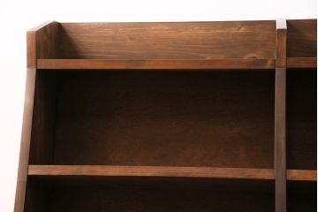 台形型の本棚を新規製作!当店商品を参考にデザイン、着色し仕上げ。(オープンラック、ブックシェルフ)
