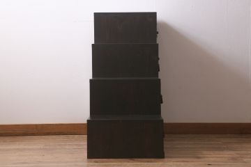 階段箪笥を新規製作!明治期の引き手と錠前金具を使用。本体は新材で製作。濃い茶色で着色し仕上げ。(和タンス、収納箪笥)