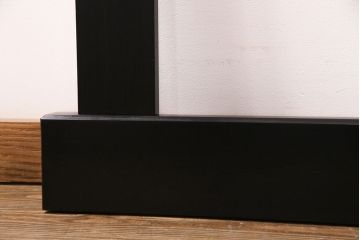 鏡フレームを新規製作!同時購入の水屋箪笥に合わせて上下框を長いデザイン。黒のカシュー塗装で仕上げ。(額)