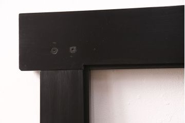 鏡フレームを新規製作!同時購入の水屋箪笥に合わせて上下框を長いデザイン。黒のカシュー塗装で仕上げ。(額)