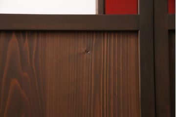 大正ロマンなガラス戸3枚を新規製作!色ガラス・花菱ガラス、すりガラスを組み入れ、吊り金具用の加工。引き手の取り付け。濃い茶色で着色し仕上げ。(引き戸、建具)