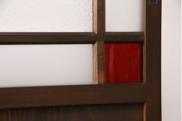 大正ロマンなガラス戸3枚を新規製作!色ガラス・花菱ガラス、すりガラスを組み入れ、吊り金具用の加工。引き手の取り付け。濃い茶色で着色し仕上げ。(引き戸、建具)