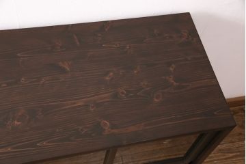 食器棚を新規製作!建具にはクリアガラスを使用。アンティーク金具を取り付け。濃い茶色で着色し仕上げ。(収納棚、戸棚、キャビネット)