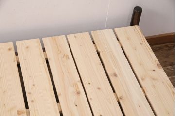 松本民芸家具のベッドフレーム用すのこを新規製作!デザイン、色味は当店商品を参考。(木製ベッド)