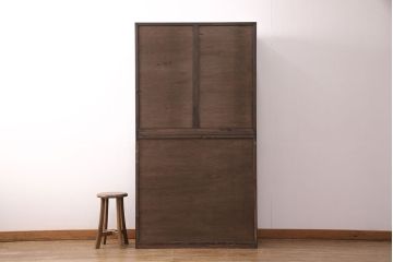 水屋箪笥を新規製作!建具はモールガラスを組み入れ、下部に引き出しを設置。当店商品を参考に着色し仕上げ。(収納棚、食器棚、キャビネット、戸棚)