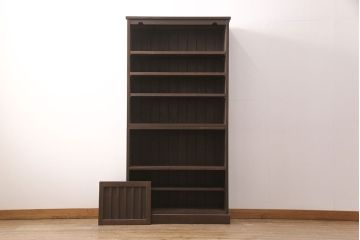 本棚を新規製作!上段はオープンタイプ、下段は戸棚も付いた仕様。濃い茶色で着色し仕上げ。(オープンラック、ブックシェルフ、飾り棚、収納棚)