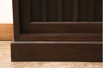 本棚を新規製作!上段はオープンタイプ、下段は戸棚も付いた仕様。濃い茶色で着色し仕上げ。(オープンラック、ブックシェルフ、飾り棚、収納棚)