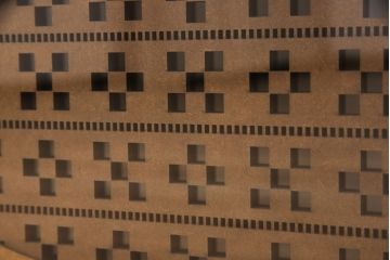テレビ台を新規製作!建具は丸窓とみんさー柄のレーザー組子を入れ込み作成。黄味がかった茶色に着色し仕上げ。(テレビボード、ローボード、収納棚、丸窓、組子)