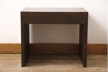 コの字型のラックを新規製作!厚みのあるヒノキ無垢使用。(棚、テーブル)