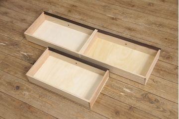 本棚を新規製作!イメージ画像を参考にヒノキ無垢材を使用。(ブックシェルフ)