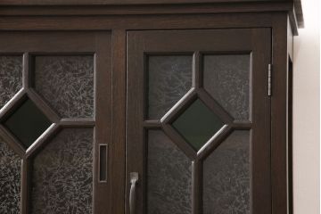 収納棚を新規製作!扉に色ガラスや結霜ガラスを使い、大正ロマン風に。(キャビネット、戸棚)