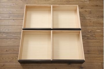 重ね戸棚を新規製作!上下段を別々でも入れ替えても使える仕様に。(陳列棚、飾り棚)