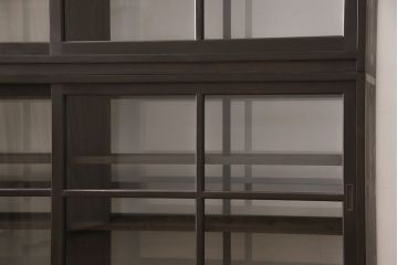 重ね戸棚を新規製作!上下段を別々でも入れ替えても使える仕様に。(陳列棚、飾り棚)