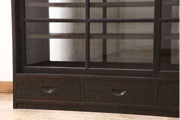 重ね戸棚を新規製作!上下段を別々でも入れ替えても使える仕様に。(陳列棚、飾り棚)