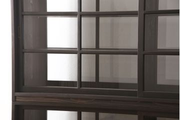 重ね戸棚を新規製作!上下段を別々でも入れ替えても使える仕様に。(陳列棚、飾り棚)