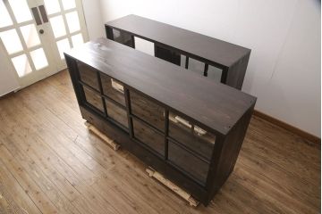 重ね戸棚を新規製作!上下段を別々でも入れ替えても使える仕様に。(陳列棚、飾り棚)
