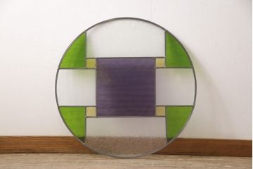 オリジナルのステンドグラス使用し丸窓を新規製作!