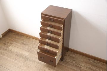 引き出し収納を新規製作!引き出しは和風の取っ手を取り付け、下1段はスライドレール式に。ご希望の色味で着色し仕上げ。(チェスト、サイドチェスト)