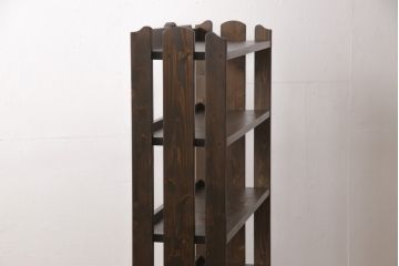 本棚を新規製作!昭和中期の楔式の本棚のデザインを再現。濃い茶色に着色仕上げ。(オープンラック、シェルフ、飾り棚、ブックシェルフ)