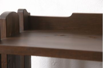 本棚を新規製作!昭和中期の楔式の本棚のデザインを再現。濃い茶色に着色仕上げ。(オープンラック、シェルフ、飾り棚、ブックシェルフ)
