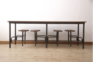 格納スツール8脚付きテーブルを新規製作!マットブラックでペイント仕上げ。(8人用ダイニングテーブル、作業台)
