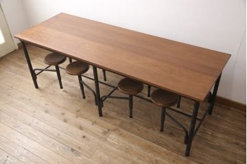 格納スツール8脚付きテーブルを新規製作!マットブラックでペイント仕上げ。(8人用ダイニングテーブル、作業台)