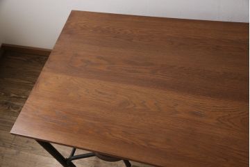 格納スツール8脚付きテーブルを新規製作!マットブラックでペイント仕上げ。(8人用ダイニングテーブル、作業台)