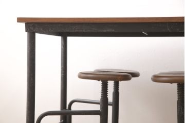 格納スツール8脚付きテーブルを新規製作!マットブラックでペイント仕上げ。(8人用ダイニングテーブル、作業台)