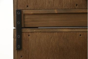 二段重ね食器棚を新規製作!上下段ともに棚内部は可動式の棚板を取り付け、引き出しはスライドレール付きに。建具はクリアガラスを使用。お好みの色に着色仕上げ。(重ね戸棚、収納棚、カップボード、キャビネット)