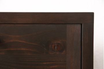 収納棚を新規製作!扉は全てフラップダウン式に。自然な茶色で着色仕上げ。(収納棚、戸棚)