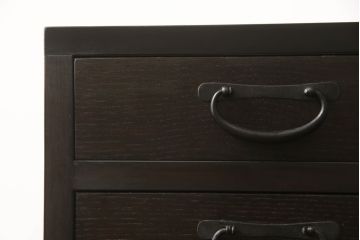 小引き出しを新規製作!本体はヒノキ材、前板は栗材で製作。取っ手は古金具を使用。(小物収納、サイドチェスト)