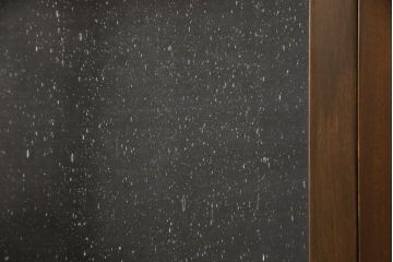 食器棚用の建具を新規製作!お客様の建具の仕様やサイズを元に再製作。ガラスはそのまま使用し、本体は現状の色味に合わせて着色。(建具、引き戸、ガラス戸)
