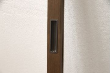 食器棚用の建具を新規製作!お客様の建具の仕様やサイズを元に再製作。ガラスはそのまま使用し、本体は現状の色味に合わせて着色。(建具、引き戸、ガラス戸)