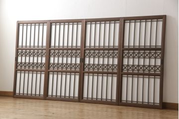 組子障子戸4枚×2セットを新規製作!当店のオーダー建具を参考にご希望のサイズで障子戸を製作。引手を取り付け、プラスチック障子紙を新たに張り、当店商品を参考に着色。(引き戸、建具)