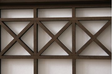 組子障子戸4枚×2セットを新規製作!当店のオーダー建具を参考にご希望のサイズで障子戸を製作。引手を取り付け、プラスチック障子紙を新たに張り、当店商品を参考に着色。(引き戸、建具)