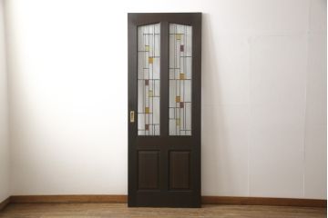 ステンドグラス入り上吊り引き戸を新規製作!当店オーダー家具を参考にステンド部を製作。吊り戸仕様への加工、真鍮引手金具を取り付け。色味は当店商品を参考に着色。(建具、ガラス戸)