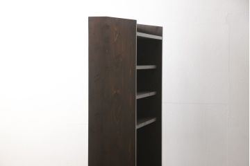 本棚を新規製作!ご希望のデザイン・サイズにて。可動式の棚板を3枚を取り付け、ご自宅の家具に合わせた色に着色。(オープンラック、ブックシェルフ)