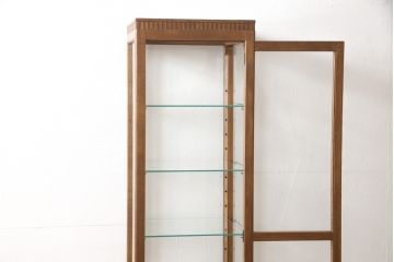 ガラスケースを新規製作!デザインはラフジュ工房オリジナル商品をベースにご希望サイズで製作。色味は明るめの茶色に着色。(ショーケース、陳列棚、飾り棚)