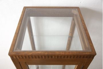 ガラスケースを新規製作!デザインはラフジュ工房オリジナル商品をベースにご希望サイズで製作。色味は明るめの茶色に着色。(ショーケース、陳列棚、飾り棚)