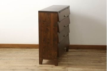 下駄箱を新規製作!当店オーダー家具を参考にご希望のサイズで。パタパタ扉仕様で、取っ手、脚、色は当店商品を参考に取り付け・着色。(戸棚、キャビネット、ロッカー)
