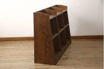 本棚を新規製作!当店のオーダー家具を参考に、台形型のデザイン、お好みのサイズで。(オープンラック、ブックシェルフ、ロッカー)