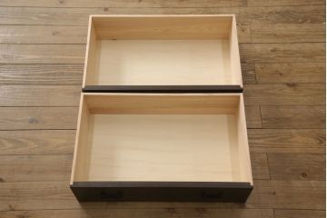 サイドボードを新規製作!当店のオーダー家具を参考に縦桟引き戸デザイン、ご希望のサイズ、色味にて。(収納棚、戸棚、サイドキャビネット)